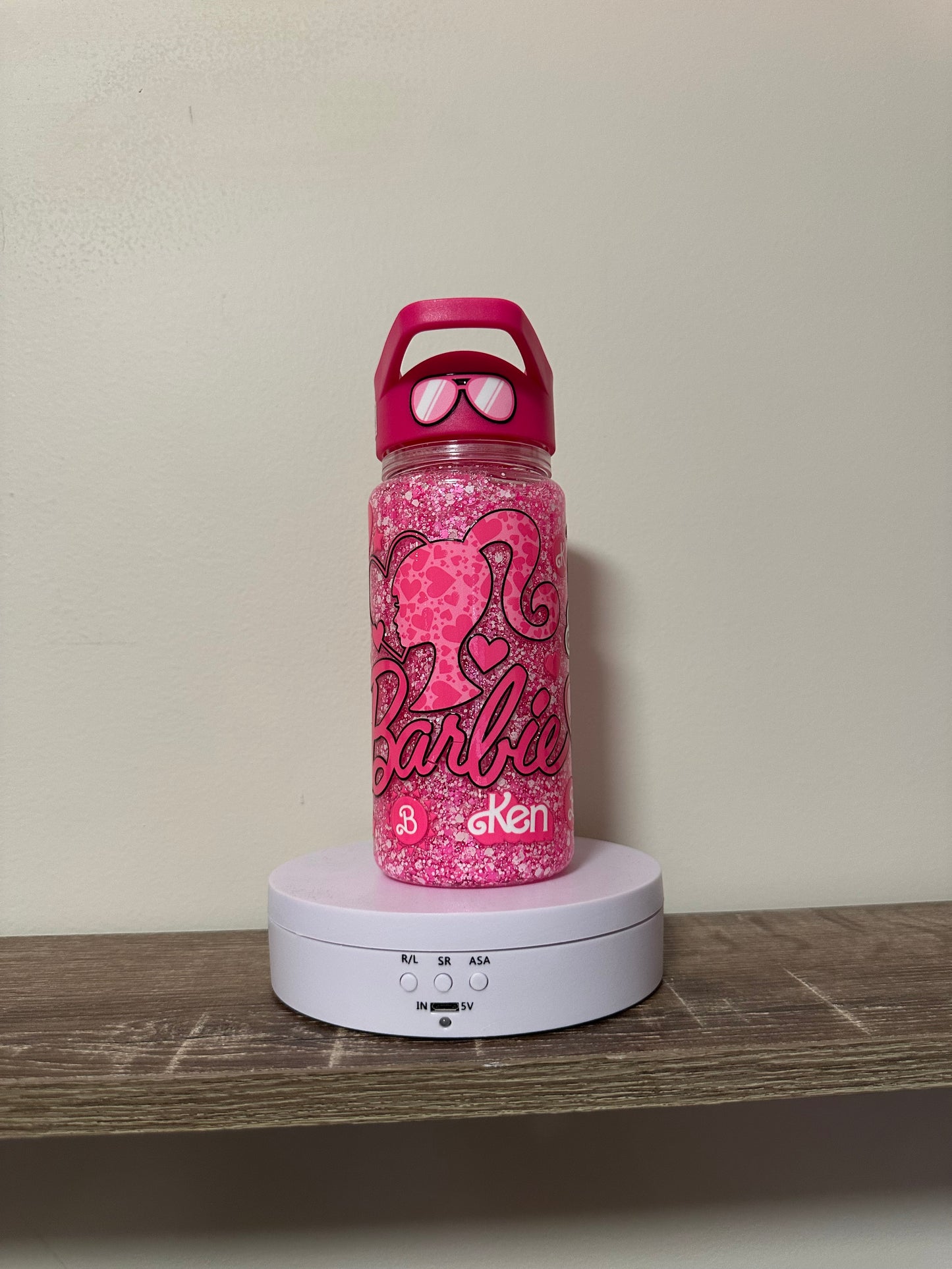 Barbie kids snow globe drink bottle